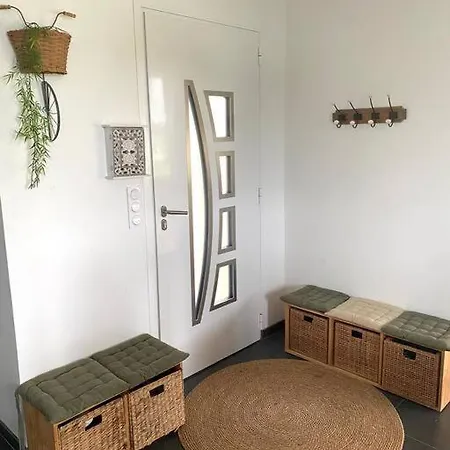 Maison A La Campagne Avec Piscine Et Jacuzzi Vakantiehuis *