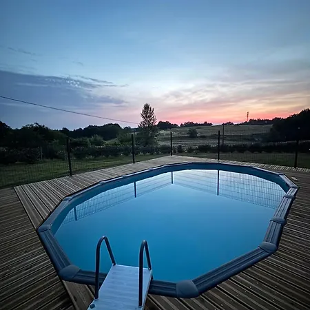 Maison A La Campagne Avec Piscine Et Jacuzzi